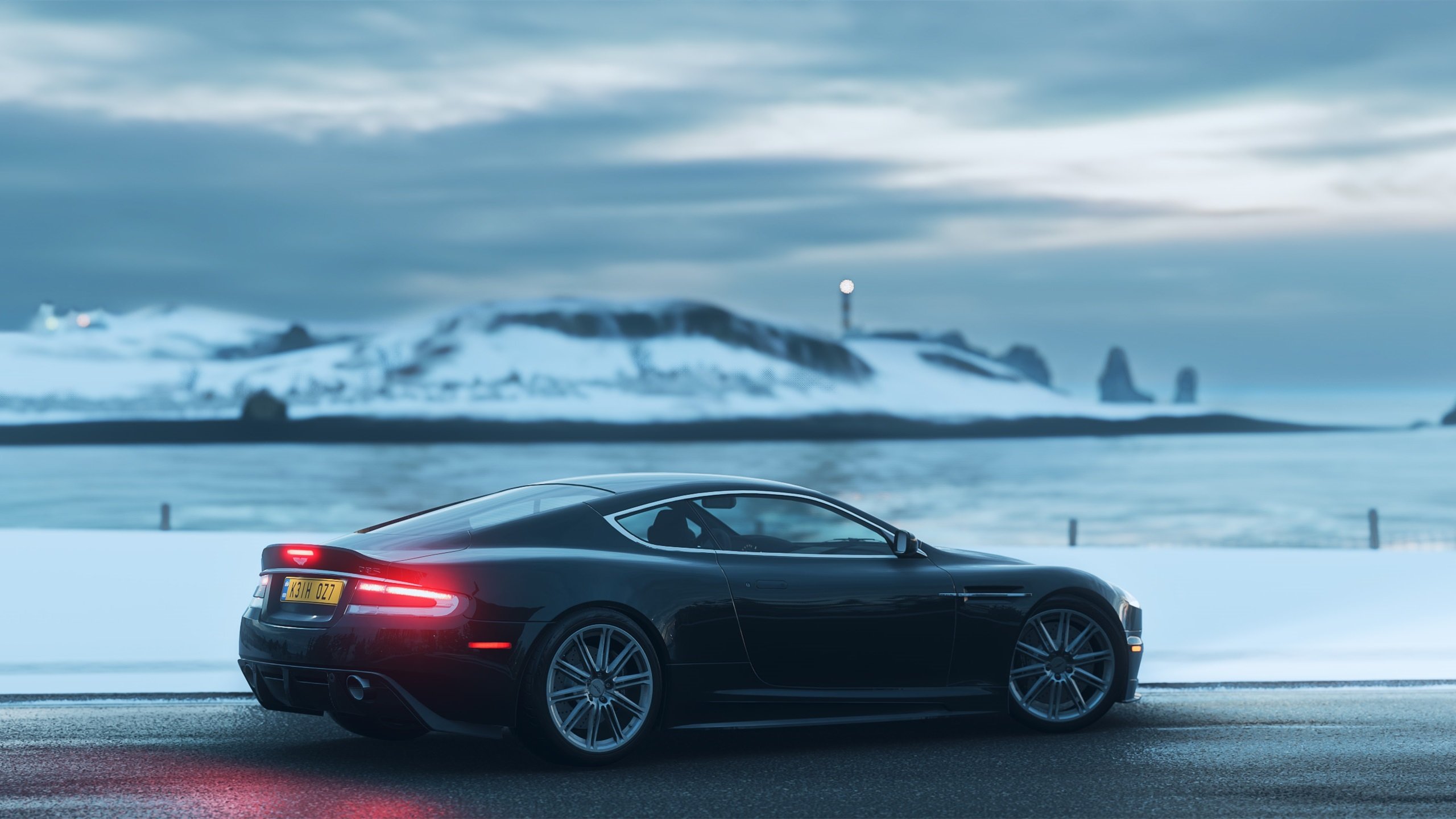 AYX体育官网-《虚拟偶像与电竞深度融合，跨界合作频繁》，虚拟偶像线下