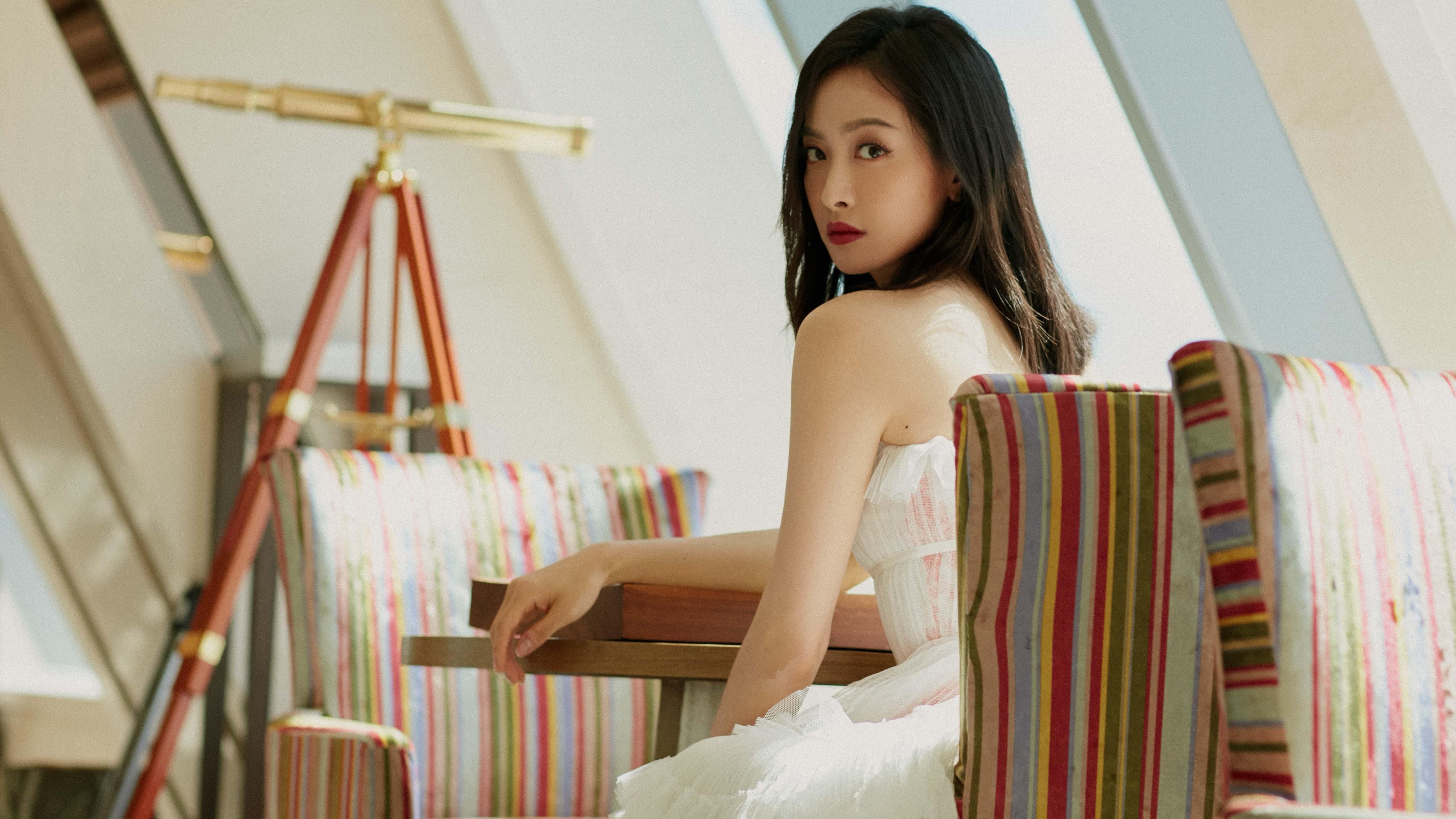 爱游戏官方-克罗地亚队在巴黎奥运会手球比赛中展现出高效的快攻配合，克罗地亚国家队首发