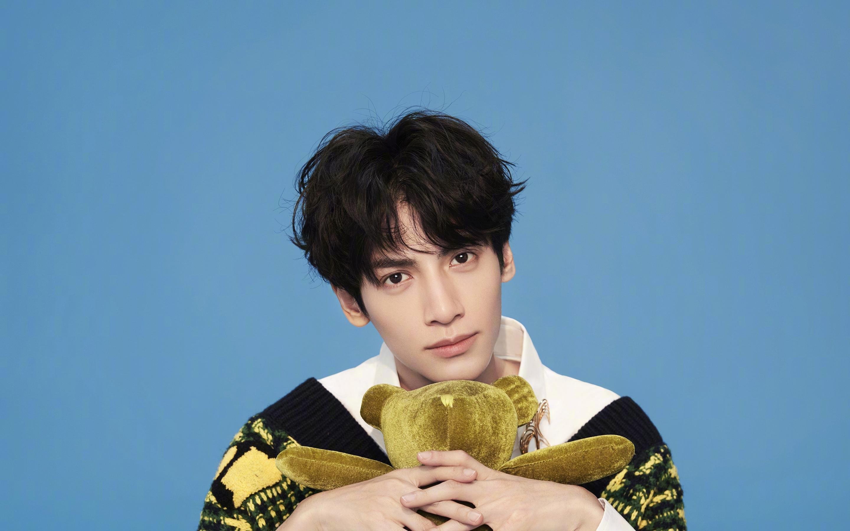 法甲争冠激战：巴黎逆转里尔，积分差距缩小，巴黎vs里尔法超杯