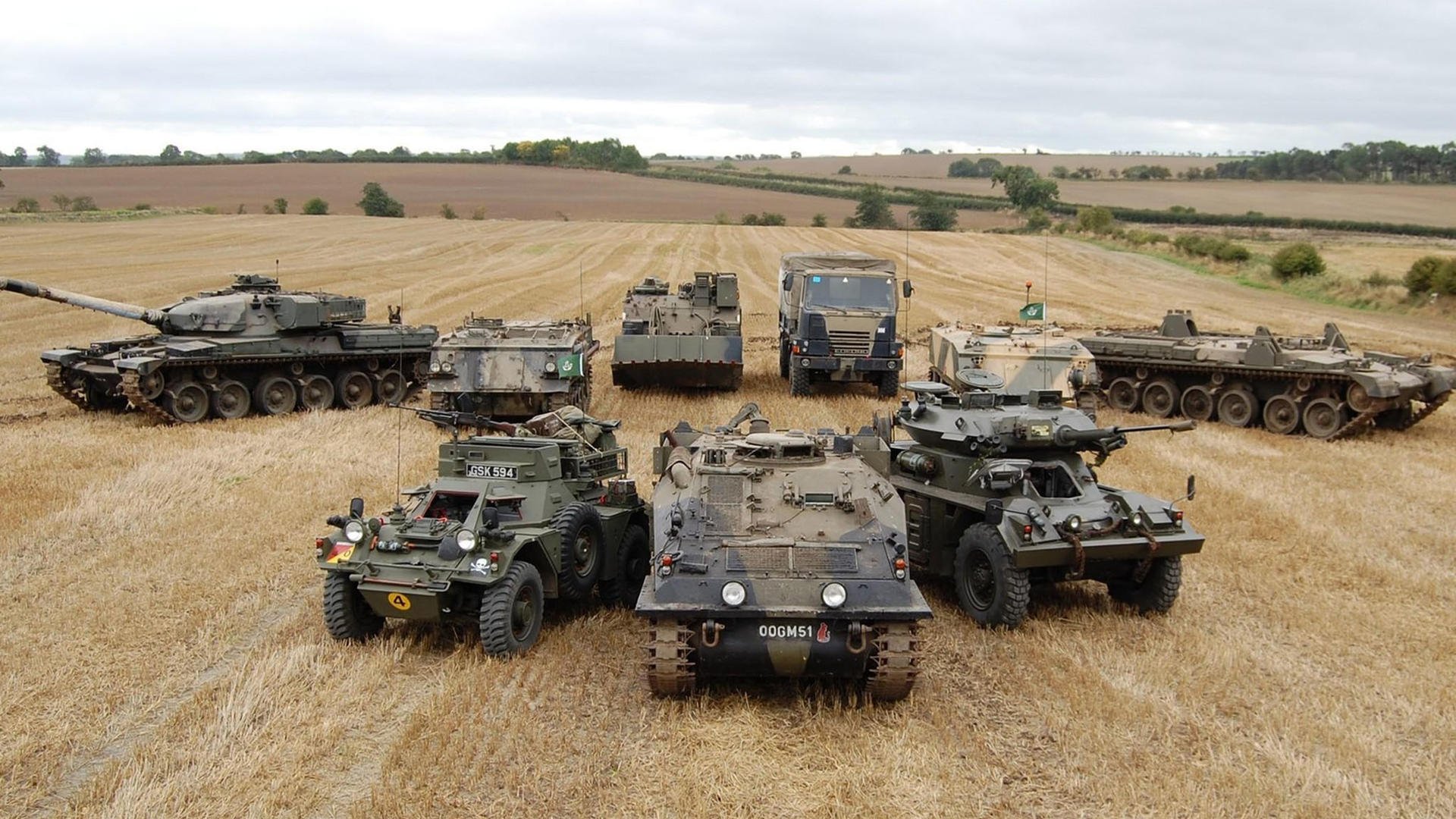 AIYOUXI.COM-英超高潮，教练称战术调整奏效，英超当下最流行的战术打法, 或将引领世界足球潮流!